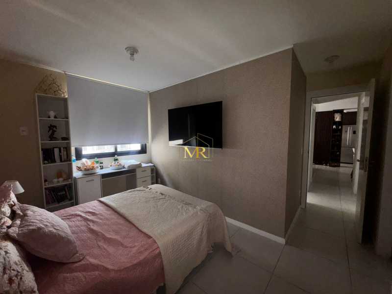 Conheça 18 do imóvel - Apartamento à Venda - 3 Dormitórios (1 Suíte) - Barra da Tijuca - 82 m² com Varanda, Mobiliado e Vista Livre - R023 - 18 18 - 18