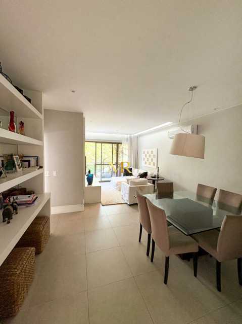 Conheça 4 do imóvel - Apartamento à Venda - 3 Dormitórios (1 Suíte) - Barra da Tijuca - 160 m² com Varanda Ampla, Vista para a Lagoa e 2 Vagas - R025 - 4 4 - 4