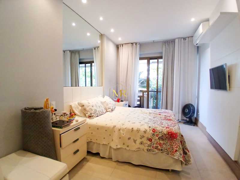 Conheça 17 do imóvel - Apartamento à Venda - 3 Dormitórios (1 Suíte) - Barra da Tijuca - 160 m² com Varanda Ampla, Vista para a Lagoa e 2 Vagas - R025 - 17 17 - 17