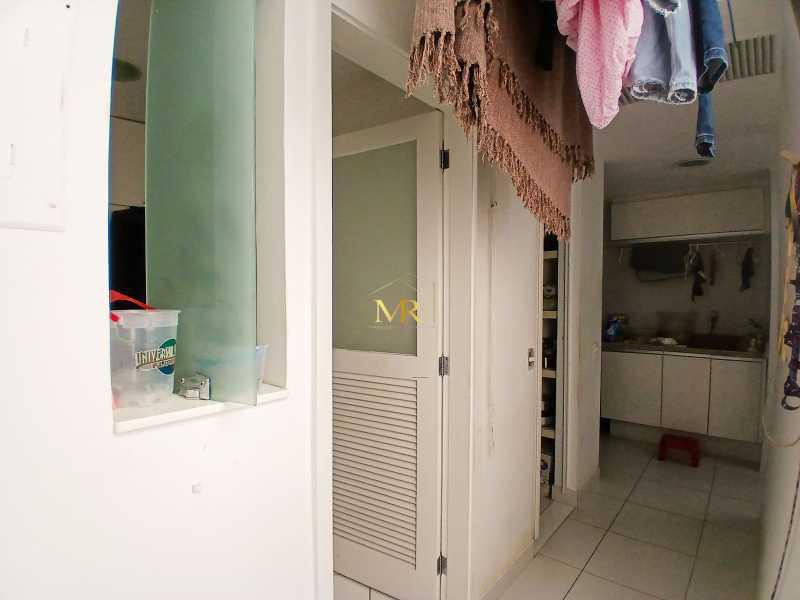 Conheça 23 do imóvel - Apartamento à Venda - 3 Dormitórios (1 Suíte) - Barra da Tijuca - 160 m² com Varanda Ampla, Vista para a Lagoa e 2 Vagas - R025 - 23 23 - 23