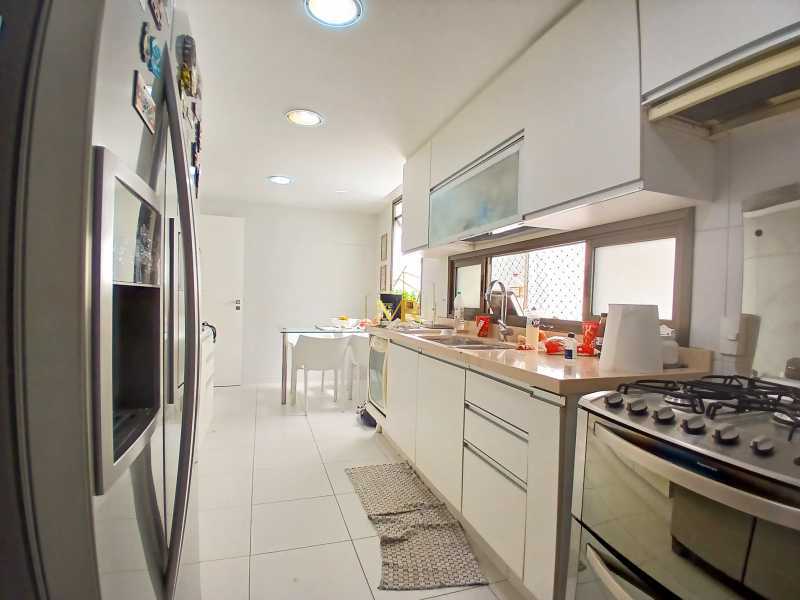Conheça 19 do imóvel - Apartamento à Venda - 3 Dormitórios (1 Suíte) - Barra da Tijuca - 160 m² com Varanda Ampla, Vista para a Lagoa e 2 Vagas - R025 - 19 19 - 19