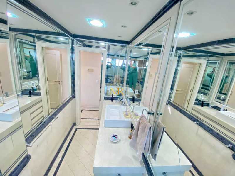 Conheça 12 do imóvel - Apartamento à Venda - 4 Dormitórios (3 Suítes) - Barra da Tijuca - 377 m² com Varandas 360°, Vista Mar e 4 Vagas - R026 - 12 12 - 12