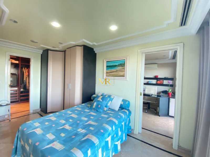 Conheça 16 do imóvel - Apartamento à Venda - 4 Dormitórios (3 Suítes) - Barra da Tijuca - 377 m² com Varandas 360°, Vista Mar e 4 Vagas - R026 - 16 16 - 16