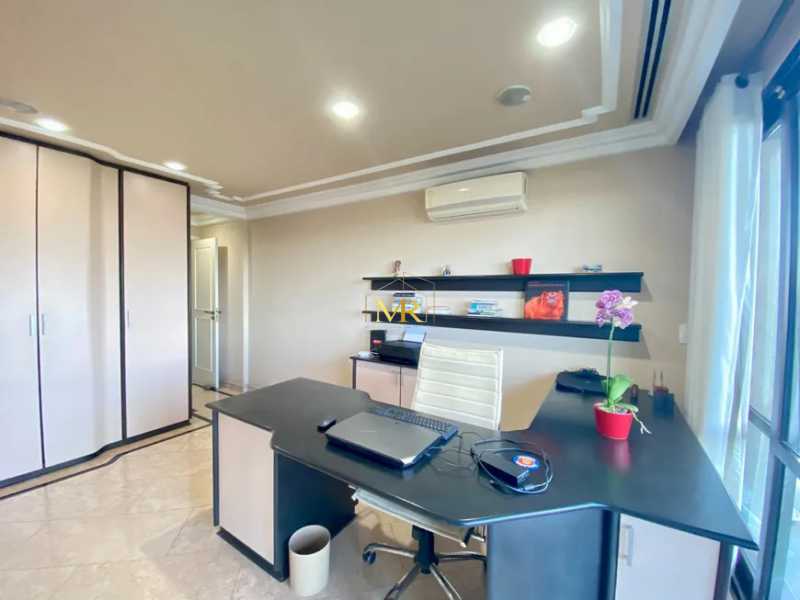 Conheça 17 do imóvel - Apartamento à Venda - 4 Dormitórios (3 Suítes) - Barra da Tijuca - 377 m² com Varandas 360°, Vista Mar e 4 Vagas - R026 - 17 17 - 17