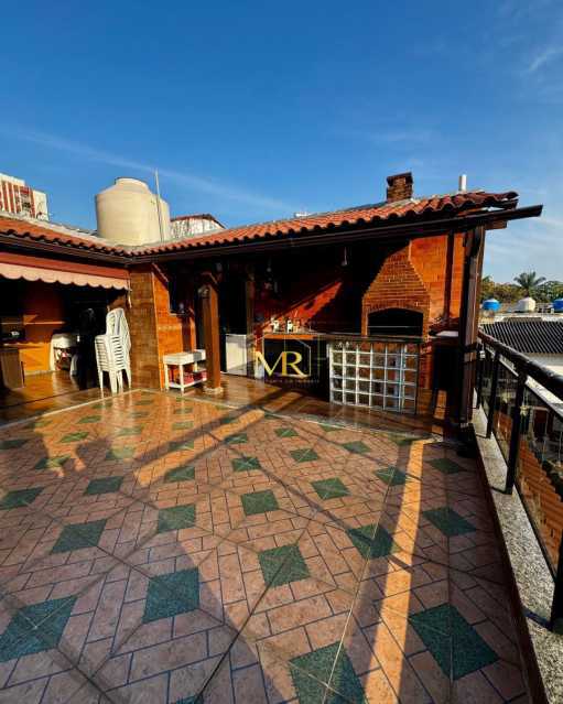 Conheça 18 do imóvel - Casa em Condomínio à Venda - 4 Dormitórios (2 Suítes) - Pechincha - 150 m² com Terraço Gourmet, Reformada e 4 Vagas - DM199 - 18 18 - 18