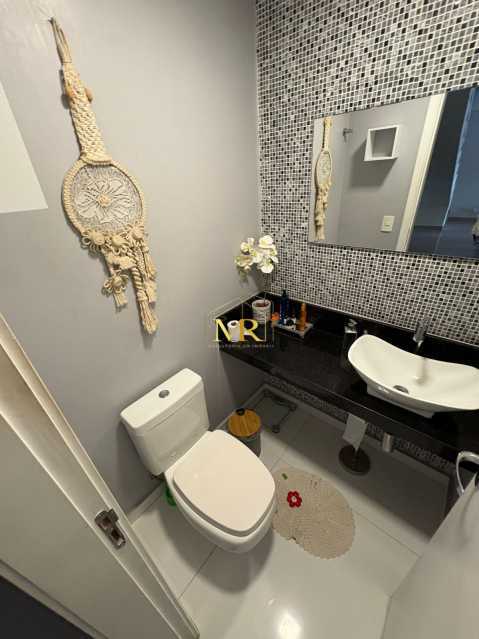 Conheça 29 do imóvel - Cobertura Duplex à Venda - 2 Dormitórios (1 Suíte) - Freguesia (Jacarepaguá) - 154 m² com Piscina Privativa, Churrasqueira e 2 Vagas - R027 - 29 29 - 29