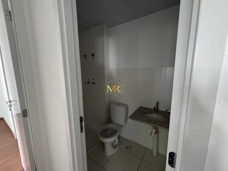 8f9c4feb-e56e-4609-9dda-a2fb3e - 18