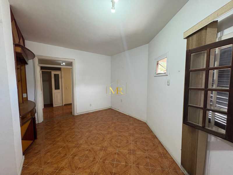 3ee2472c-e113-4e83-9135-633b27 - 10