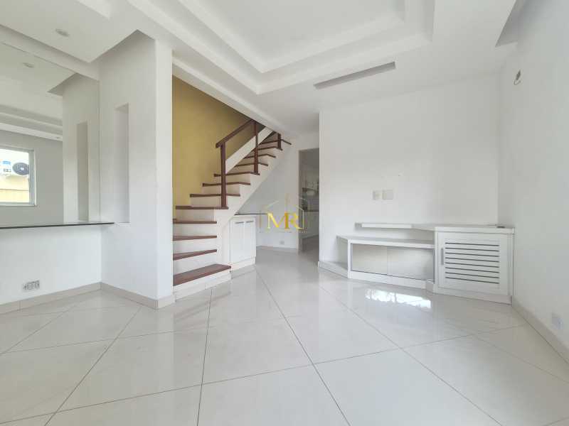 Conheça 20260126_151704 do imóvel - Casa à venda em condomínio - 2 suítes - rua Retiro dos Artistas - condomínio Villagio Verde - Pechincha - DM205 - 5 20260126_151704 - 5