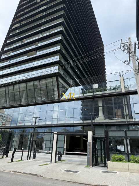 337f46e1-4550-4449-ba7f-42e8f4 - 3