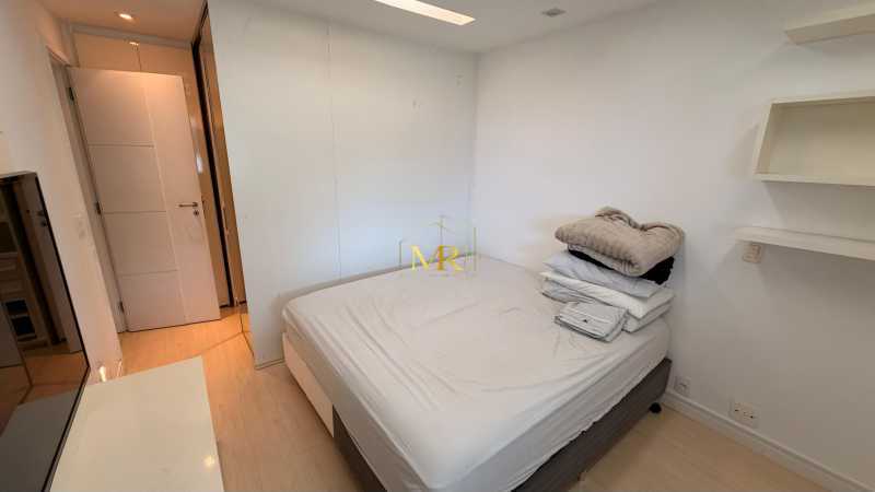 4ad72331-3d72-4d46-a665-edb925 - 7