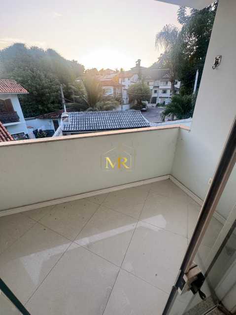 ead25b41-17b2-4856-b2d3-479156 - 25