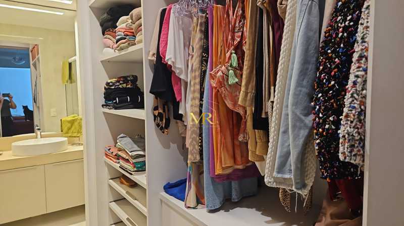 Conheça closet 2. do imóvel - Apartamento 4 quartos à venda Barra da Tijuca, Rio de Janeiro - R$ 2.580.000 - PC0001 - 21 closet 2. - 21