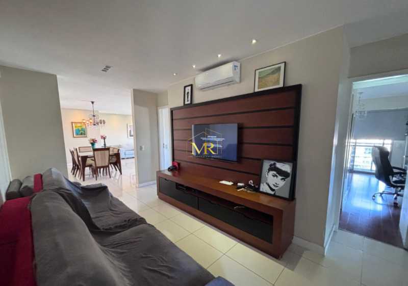 Conheça Captura de tela 2026-08-05 165 do imóvel - Apartamento para alugar Avenida das Américas, Barra da Tijuca, Rio de Janeiro - R$ 25.000 - R00253 - 9 Captura de tela 2026-08-05 165 - 9