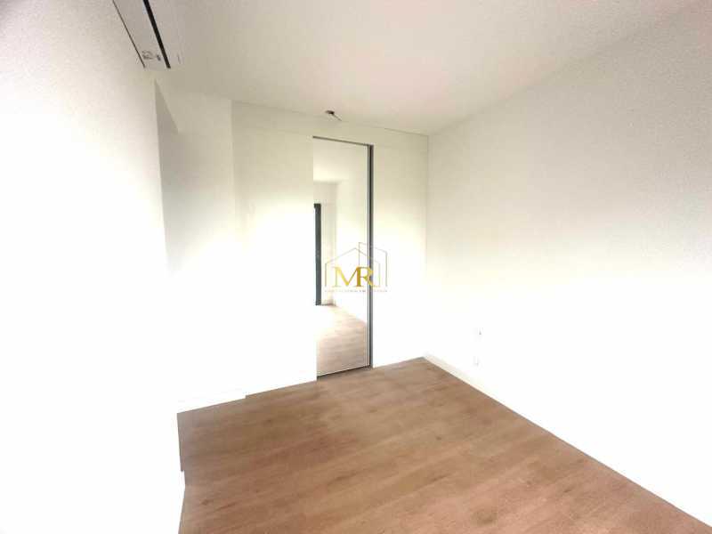 Conheça Publicar 12. do imóvel - Apartamento à venda Rua dos Jacarandás, Barra da Tijuca, Rio de Janeiro - R$ 1.500.000 - PC006 - 13 Publicar 12. - 13