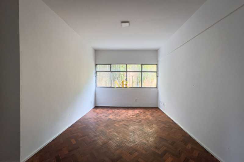 Conheça Viúva Lacerda 249-107 01-sala do imóvel - Apartamento de 93 m² no Humaitá 3 quartos, reformado e com aquecimento central - DM243 - 1 Viúva Lacerda 249-107 01-sala - 1