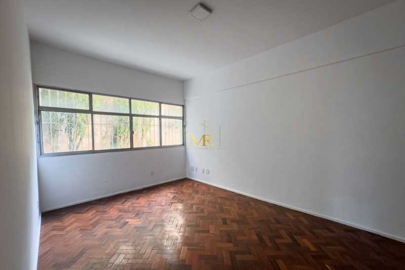 Conheça Viúva Lacerda 249-107 01-sala do imóvel - Apartamento de 93 m² no Humaitá 3 quartos, reformado e com aquecimento central - DM243 - 5 Viúva Lacerda 249-107 01-sala - 5