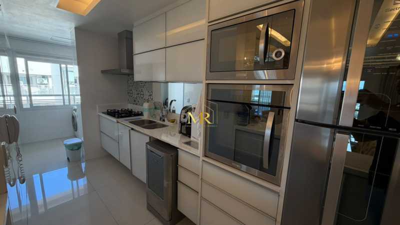 Conheça 04 Cozinha 1 do imóvel - Apartamento à Venda no Alphaland Barra da Tijuca, 120m², Último Andar e Vista para a Lagoa - AN0022 - 4 04 Cozinha 1 - 4
