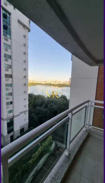 Conheça WhatsApp Image 2026-08-11 at 1 do imóvel - Apartamento à Venda na Barra da Tijuca com 3 Quartos, Suíte, Varanda Gourmet e Vista para Lagoa - DM245 - 13 WhatsApp Image 2026-08-11 at 1 - 13