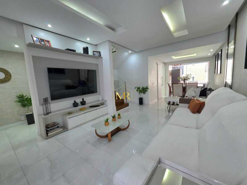 Conheça Publicar 5. do imóvel - Casa à Venda no Jardins de Londres com 3 Quartos, 2 Suítes, Piscina e Energia Solar - DM247 - 5 Publicar 5. - 5
