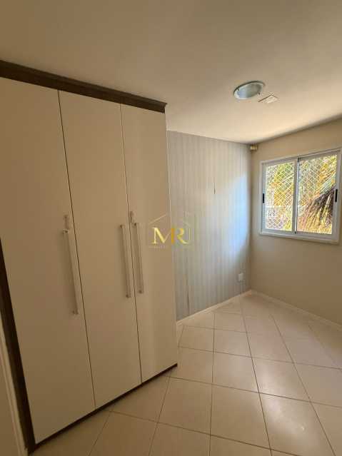 Conheça 04 Quarto 1. do imóvel - Apartamento 3 Quartos com Varanda à Venda na Freguesia - Jacarepaguá - DM251 - 9 04 Quarto 1. - 9