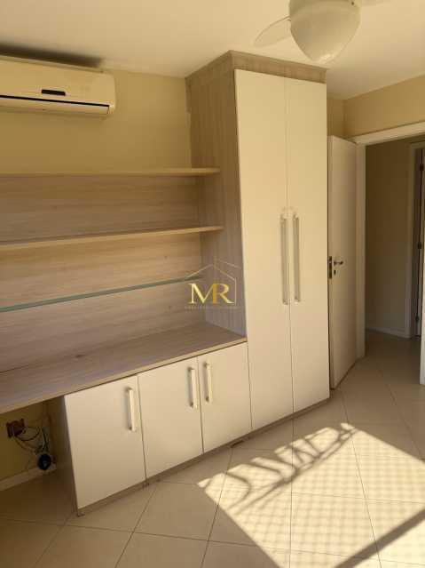 Conheça 04 Quarto 4. do imóvel - Apartamento 3 Quartos com Varanda à Venda na Freguesia - Jacarepaguá - DM251 - 12 04 Quarto 4. - 12