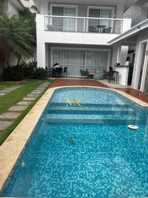 Conheça IMG-20260827-WA0078 do imóvel - Casa triplex para venda com 4 quartos no condomínio Blue Houses na Barra da Tijuca - DM253 - 2 IMG-20260827-WA0078 - 2