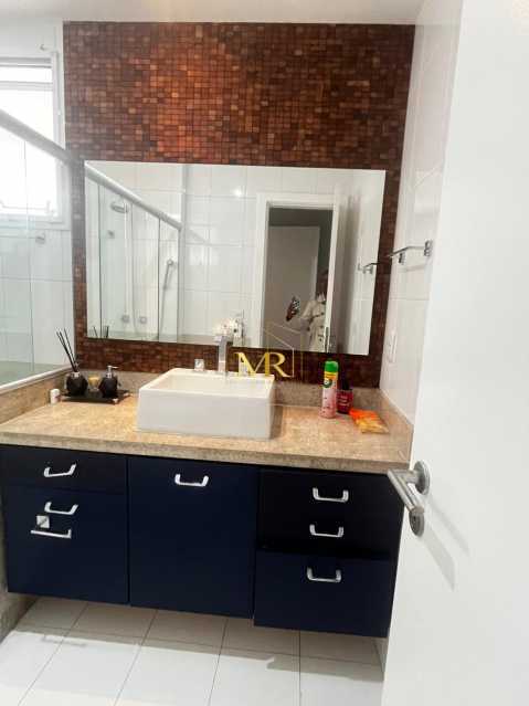 Conheça IMG-20260827-WA0070 do imóvel - Casa triplex para venda com 4 quartos no condomínio Blue Houses na Barra da Tijuca - DM253 - 3 IMG-20260827-WA0070 - 3