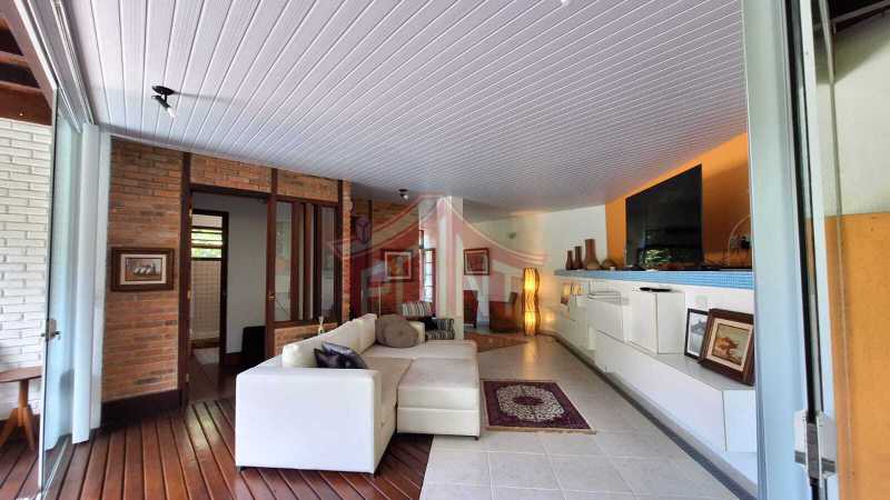 Conheça WhatsApp Image 2024-11-05 at 1 do imóvel - Casa em Condomínio 5 quartos à venda Badu, Niterói - R$ 1.240.000 - 1386 - 8 WhatsApp Image 2024-11-05 at 1 - 8