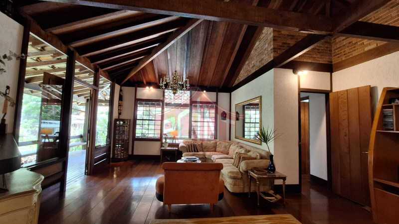 Conheça WhatsApp Image 2024-11-05 at 1 do imóvel - Casa em Condomínio 5 quartos à venda Badu, Niterói - R$ 1.240.000 - 1386 - 25 WhatsApp Image 2024-11-05 at 1 - 25