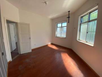 Sobrado 2 quartos para alugar Largo da Batalha, Niterói - R$ 3.000 - RentLARGOSOBRADO