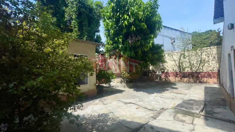 WhatsApp Image 2025-10-15 at 1 - 19