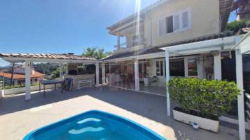 #Casa com 03 quartos em condomínio - Pendotiba - 1045