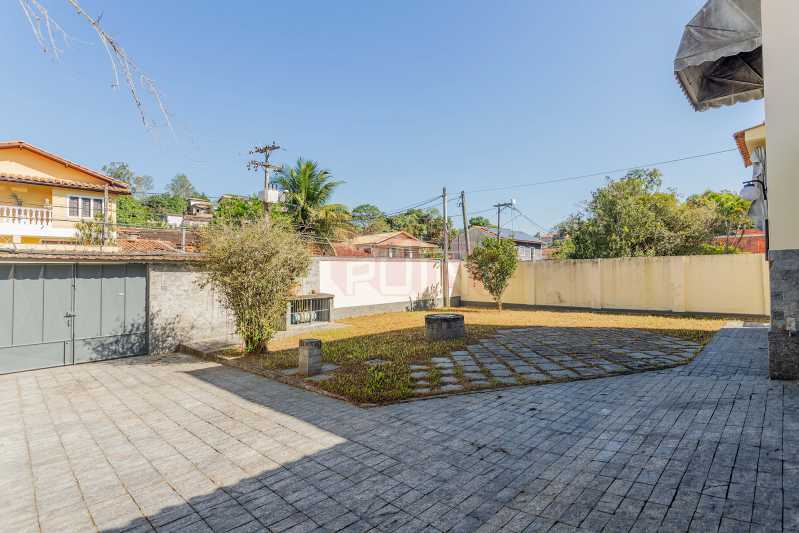 Conheça Entrada da casa 3 do imóvel - Casa 4 quartos à venda Pendotiba, Niterói - R$ 900.000 - 2003 - 2 Entrada da casa 3 - 2