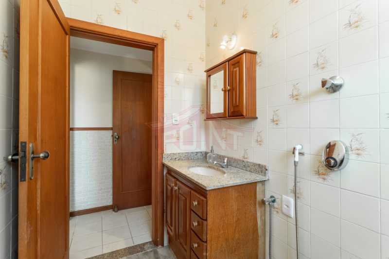 Conheça Banheiro social 2 do imóvel - Casa 4 quartos à venda Pendotiba, Niterói - R$ 900.000 - 2003 - 15 Banheiro social 2 - 15