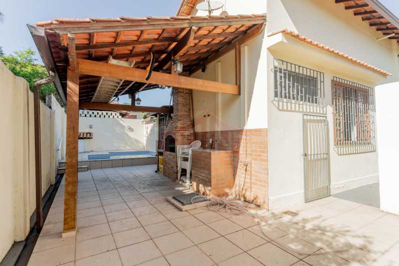 Conheça Churrasqueira - quintal 2 do imóvel - Casa 4 quartos à venda Pendotiba, Niterói - R$ 900.000 - 2003 - 26 Churrasqueira - quintal 2 - 26