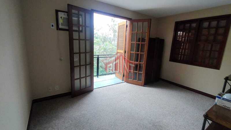 f85ad3e3-9601-433a-8bb3-085cfa - 17