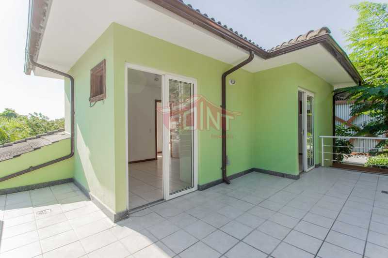 Varanda do Quarto 2 e 3 1 - 18