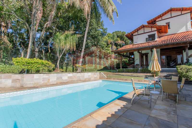 Piscina 1 - 25