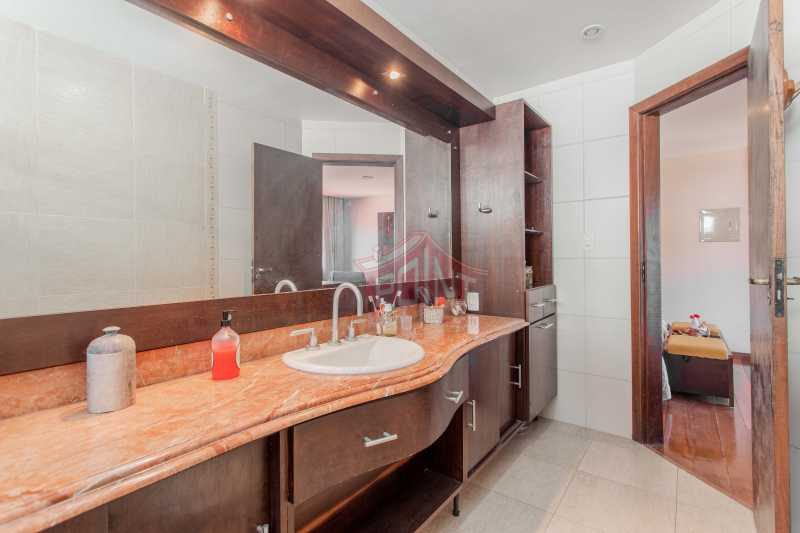 0c5c98b6-912d-470e-bfdc-337f2c - 17