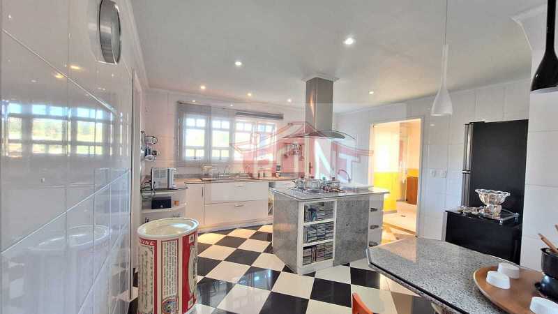 e81bdb06-07f5-463f-8fbd-72aded - 10