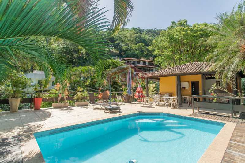 Piscina 2 - 25