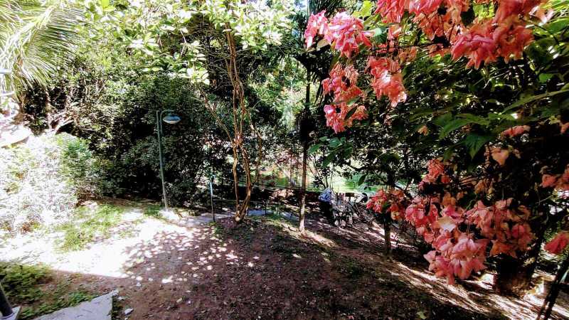 15fa8a06-990b-42c6-a811-08d466 - 28