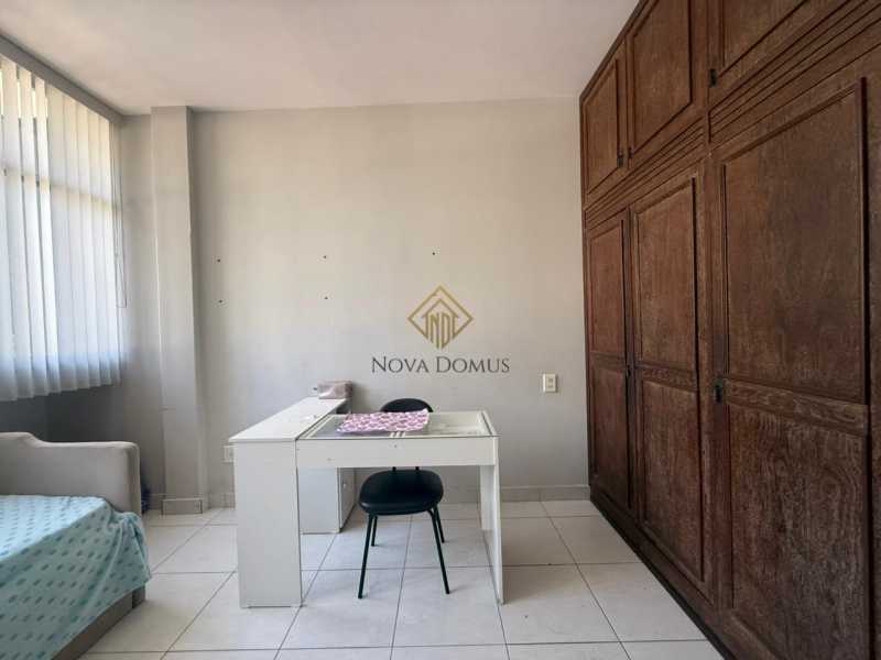 b2afb960-f8e7-4c60-834d-045abd - 10