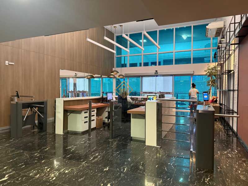 5e5bde40-fba6-467c-b931-990c15 - 17