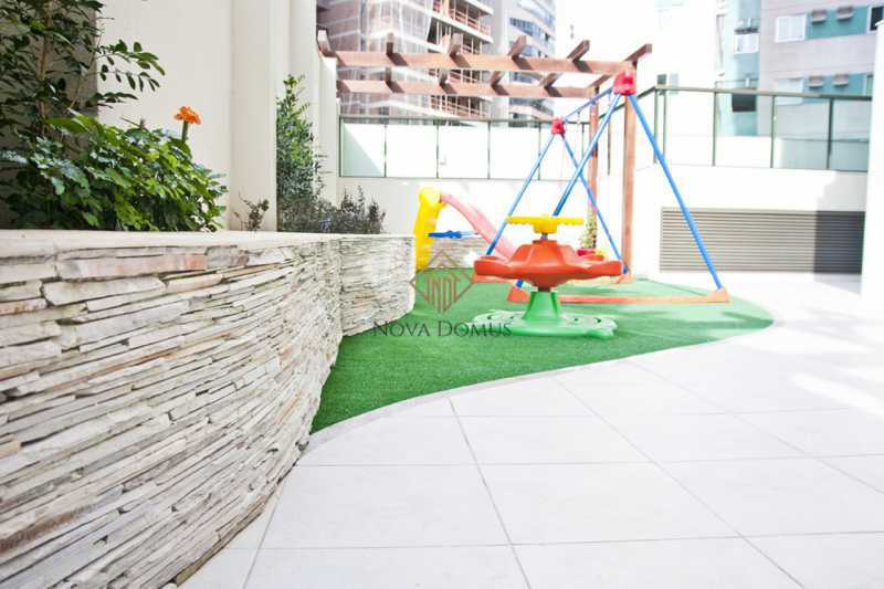 playground 1 - 25