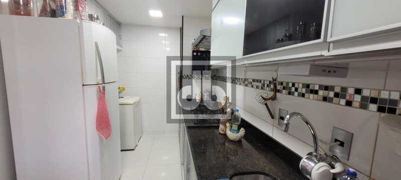 11JBM607396 - 11