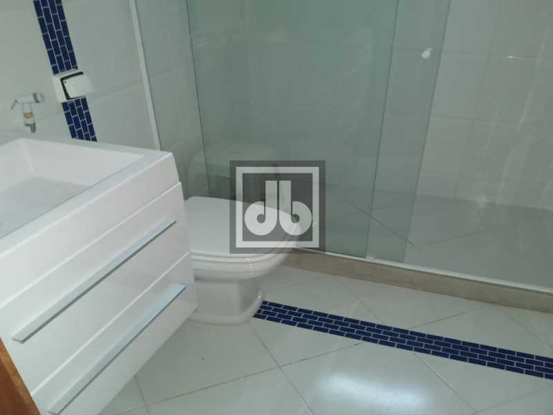 13JBM607400. - 12