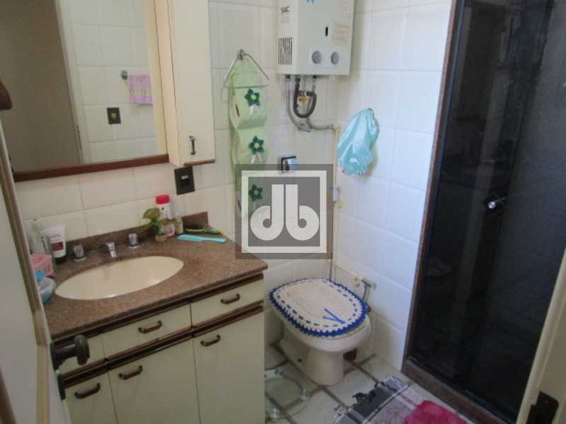 04JBM221290 - 4
