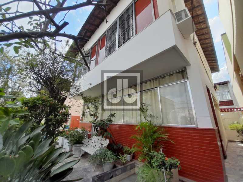 01JBM607374 - 1